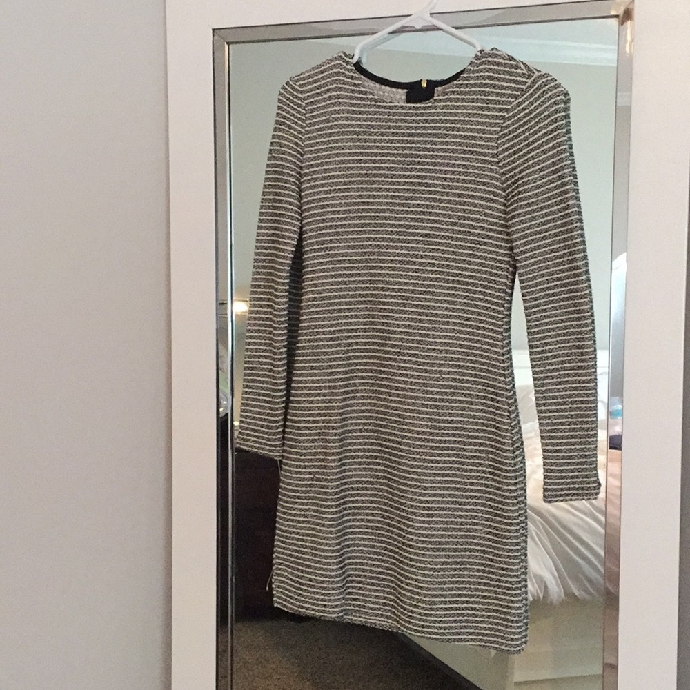 Banana republic long sleeve stripped dress